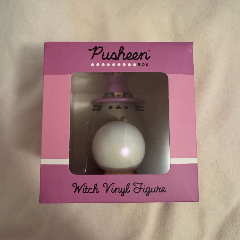 Sealed Pusheen Halloween 2024 Witch Vinyl Figure